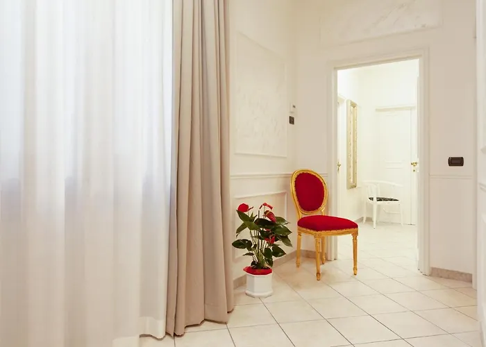 Ponte Vecchio Luxury Penthouse *