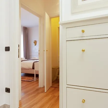 Ponte Vecchio Luxury Penthouse *